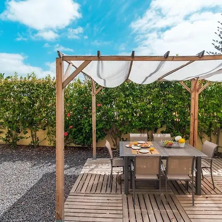 Dos Anjos Holiday home *